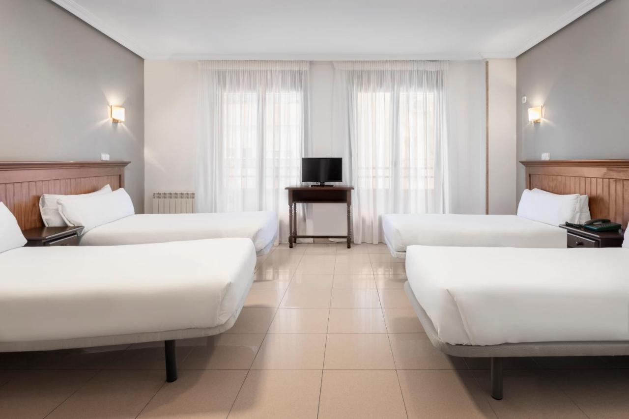 Hotel Victoria Вальдеморо Экстерьер фото